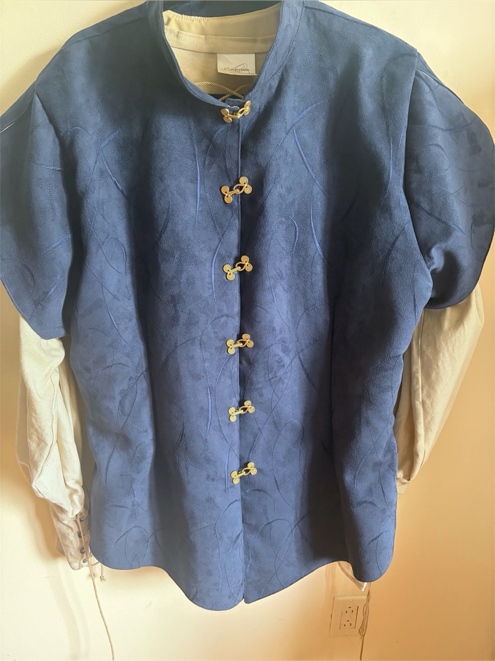 Medieval Cream Lace-Up Men’s Shirt